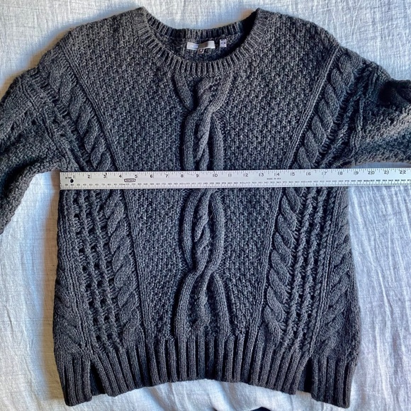 Vince charcoal cable knit crewneck sweater with open stitching. Size M - Picture 9 of 12